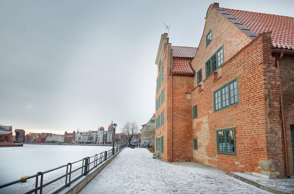 Komturia Old Town By Fahrenheit กดัญสก์ ภายนอก รูปภาพ